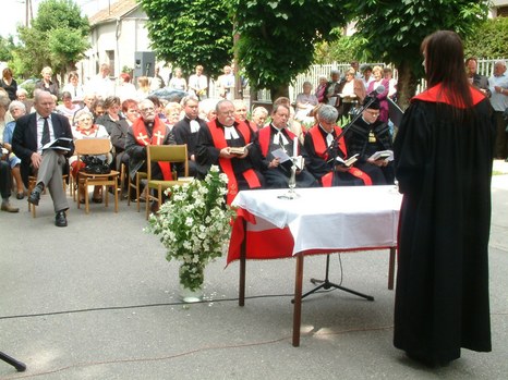 Hálaadás a szabad ég alatt